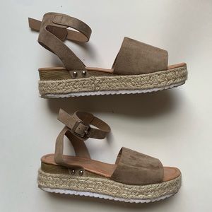 Super cute tan espadrille style platform sandals!